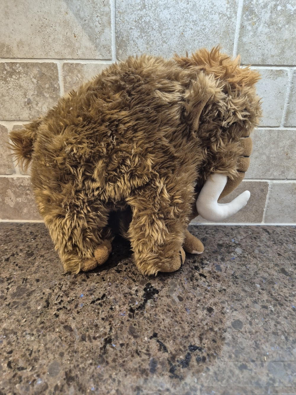 Brown Woolly Mammoth 14” x 10” Plush Jaag Stuffed Animal Toy 2018